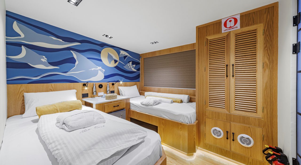 Cabin 8 Ocean Lovers